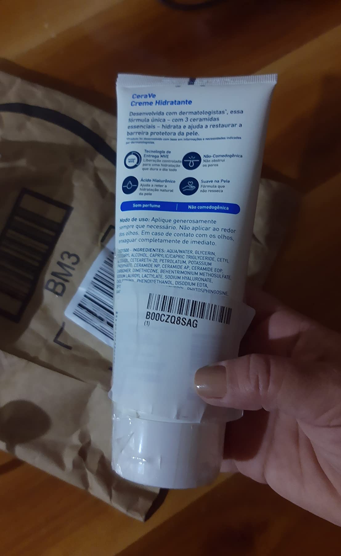 CeraVe Creme Hidratante com Ácido Hialurônico - Imagem do produto que o cliente comprou